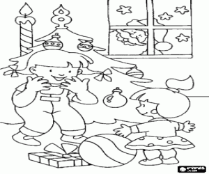 desenho de Menina descobrindo seus presentes debaixo da �rvore de Natal e Papai Noel na janela para colorir