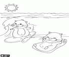 Zhu Zhu Pets desfrutando  do mar e da praia. O surfista hamster em ação, enquanto outro toma o sol
