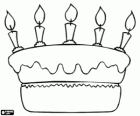 Bolo com cinco velas para a celebração do aniversário