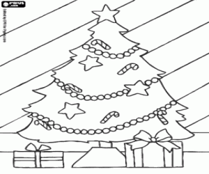 desenho de Árvore de Natal decorada e presentes para colorir